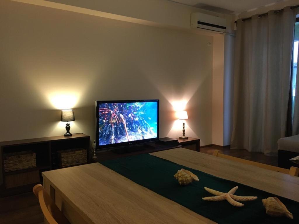 Sea Escape Apartment Mamaia Esterno foto