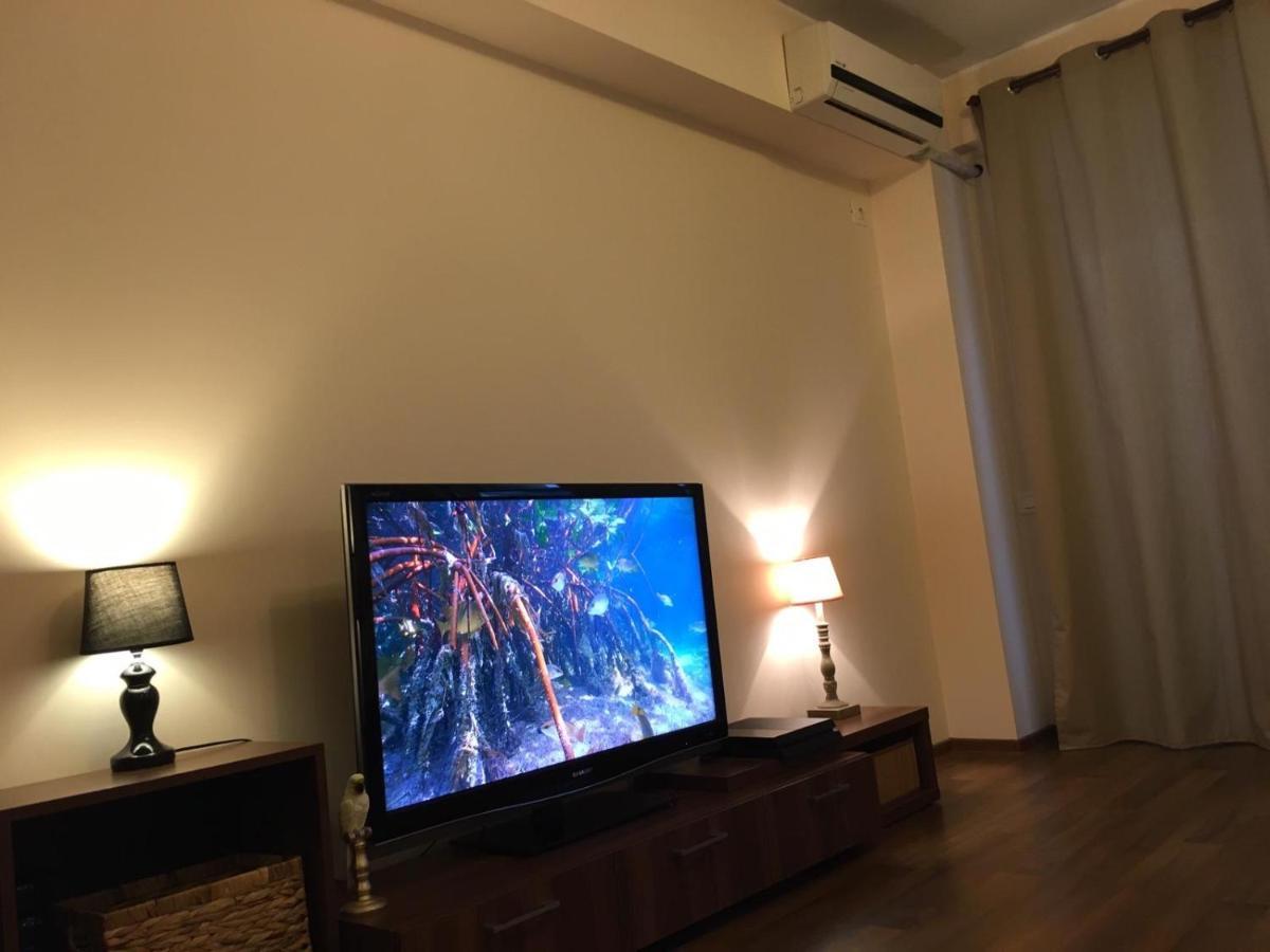 Sea Escape Apartment Mamaia Esterno foto